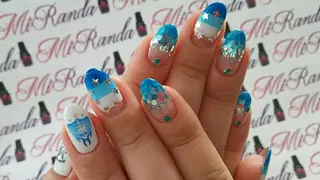 ネイル カラー MiRanda Nail所属・MiRanda 保坂 舞のネイルデザイン