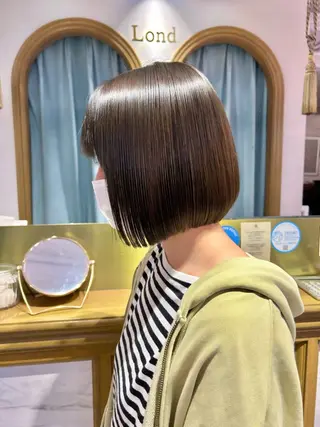 ミディアム 髪質改善【縮毛矯正】 北千住で美髪に導く人のヘアスタイル