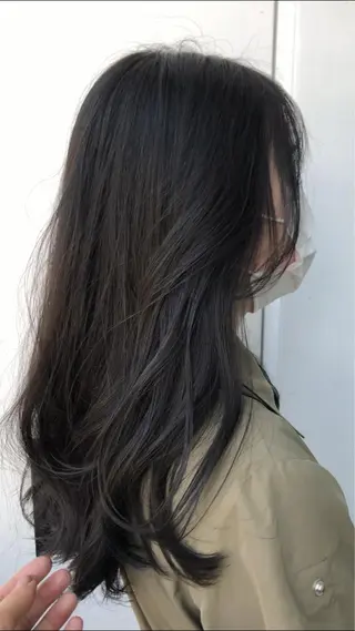 ロング カラー 本山　くせ毛のカット 尾島光季のヘアスタイル