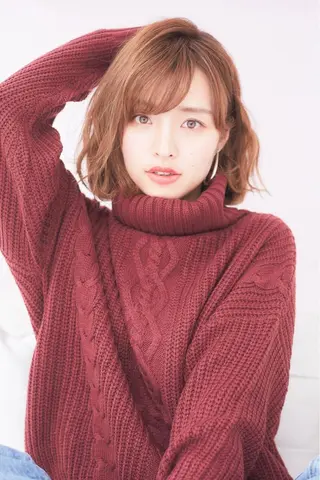 ショート パーマ 朝比奈 志保のヘアスタイル