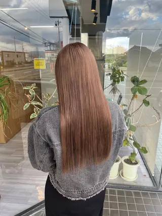 ロング alu所属・alu yuinaのヘアスタイル