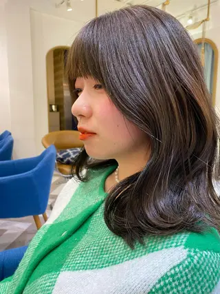 ミディアム カラー 顔周り/ブリーチなし /縮毛矯正🫧伊勢のヘアスタイル