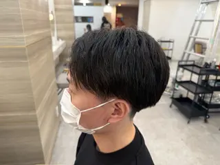 ショート カラー パーマ 🦁おとは🦁 EssbyLovisのヘアスタイル