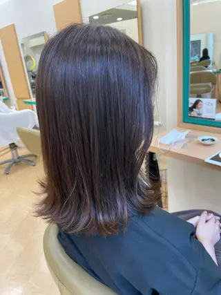 ミディアム 福原 亜祐美のヘアスタイル