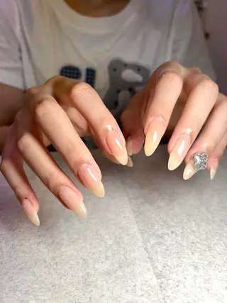 ネイル 🌻Sunrich Fuka🌻のネイルデザイン