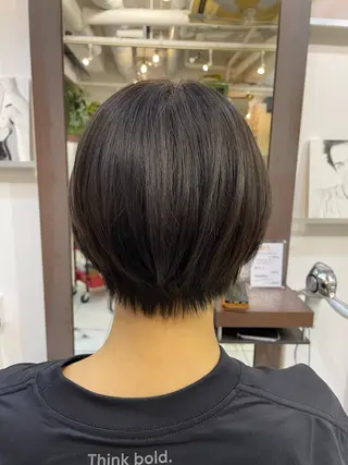ショート bauhaus hair所属・バウハウスヘア ひなのヘアスタイル