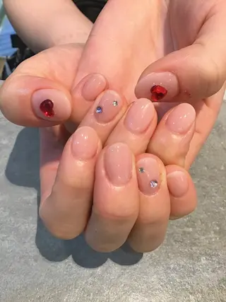 ネイル Nest 岩崎のネイルデザイン