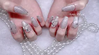ネイル She   Nail所属・ISA_ BELLAのネイルデザイン