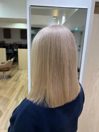 ミディアム カラー 高橋 香奈のヘアスタイル