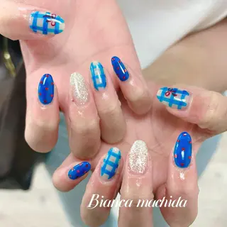 ネイル Bianca 🌟 yanagihasiのネイルデザイン