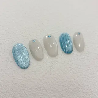 ネイル アネラ もか.⋆𝜗𝜚のネイルデザイン