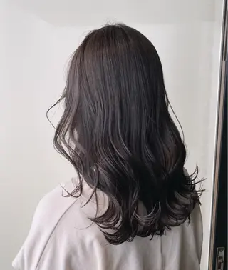 ミディアム カラー 🌿ガクト 🌿艶髪透明感のヘアスタイル