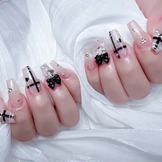 ネイル 🎀M nails✨ ビューティーのネイルデザイン