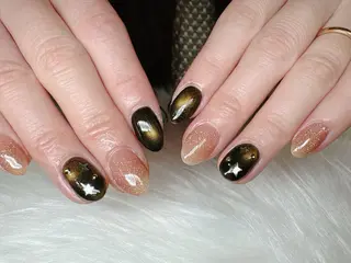 ネイル ECLAT エクラ所属・寺山 千鶴のネイルデザイン