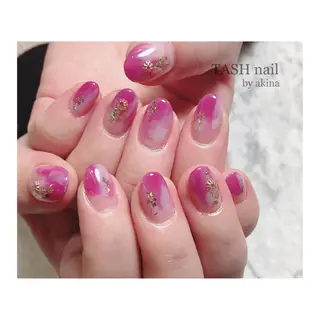 ネイル TASH nailのネイルデザイン