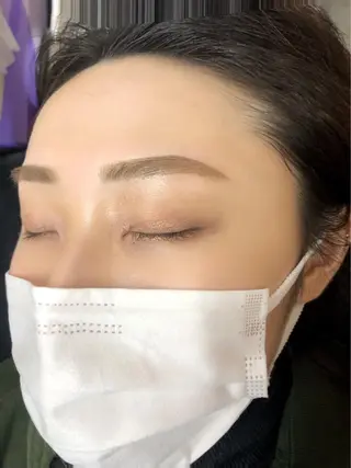 アイブロウ MORE 伊東萌香のマツエク・マツパデザイン