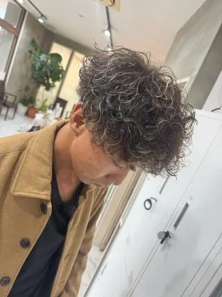 ショート カラー パーマ メンズ グランデュール焼津 SEIRYU🐉のヘアスタイル