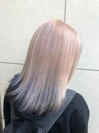 セミロング 顔タイプ診断®︎ ミルクティーカラーのヘアスタイル