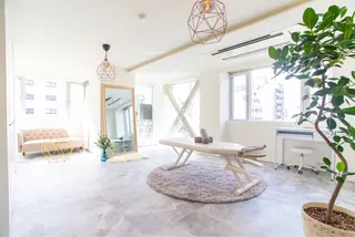 美容小顔・整体 ・美容鍼　SAKUのエステ・リラクイメージ