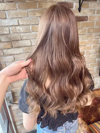 ロング 🧡ミルクティー/ レイヤー🧡ショウナのヘアスタイル