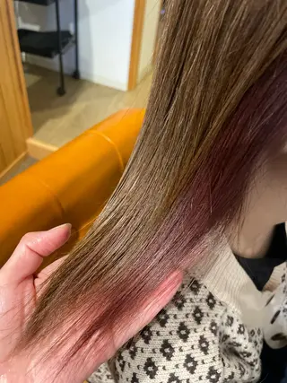 ミディアム カラー ラピス所属・ラピスREIKA (女性限定)のヘアスタイル