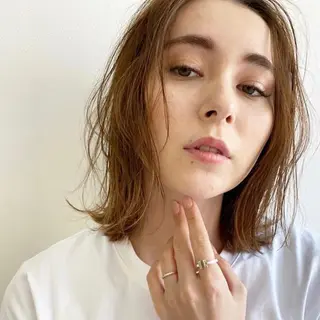 ミディアム カラー パーマ ヘアアレンジ ネイル マツエク・マツパ O/ODER (official)のヘアスタイル