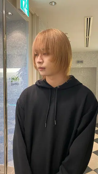 ショート 高山 沙来/レイヤー カット/縮毛矯正のヘアスタイル