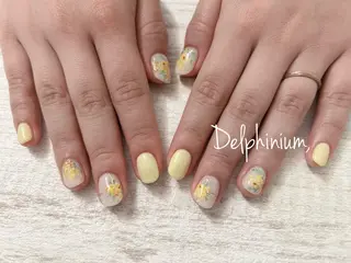 ネイル 岡本 友恵のネイルデザイン