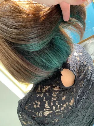 ショート カラー ワタイショウタ 髪質改善✨眉毛サロンのヘアスタイル