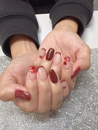 ネイル Guarendo錦糸町店所属・ガレンドウ 白澤 愛子のネイルデザイン