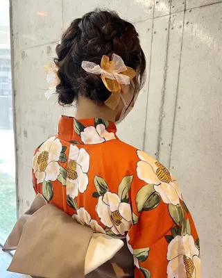 セミロング ヘアアレンジ 女性に人気♪ はやしほのかのヘアスタイル