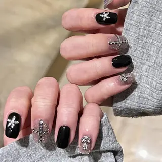 ネイル RAFFINE 月🦋🩵のネイルデザイン