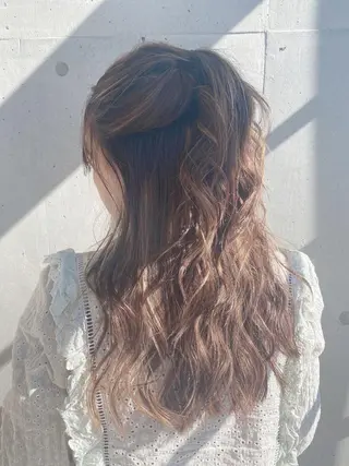 ロング カラー ma naのヘアスタイル