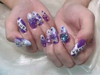 ネイル lucky nail 歌舞伎町のネイルデザイン