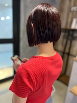 カラー AIconic nagoya所属・縮毛矯正/ レイヤー/ミディアムのヘアスタイル