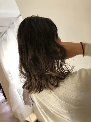 ミディアム カラー ブリーチカラー🌈 石垣翔太のヘアスタイル