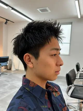 メンズ フェザーパーマ/韓国 /メンズカット/保立のヘアスタイル