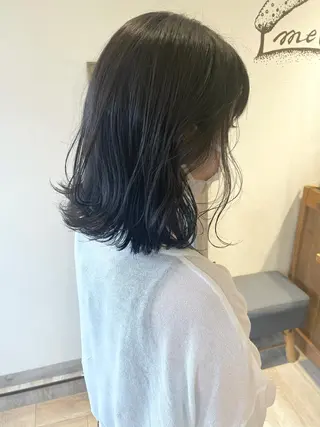 ミディアム カラー 🩰オリーブ/ ベージュ松本咲花🩰のヘアスタイル