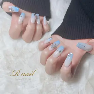 ネイル R nailのネイルデザイン