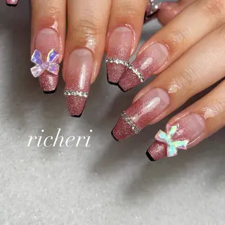 ミディアム ネイル richeri beautyのネイルデザイン