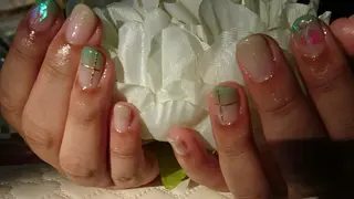 ネイル ネイルサロンラウンドトリップ所属・石江 実希のネイルデザイン