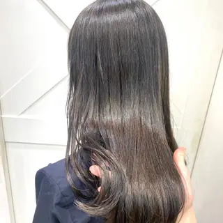 ハイトーン×レイヤー /RINのヘアスタイル