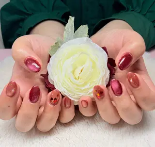 ネイル Y's TONEのネイルデザイン