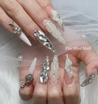 ネイル Pio Mielのネイルデザイン