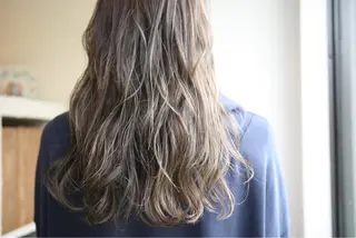 ロング カラー Ichimura yurieのヘアスタイル