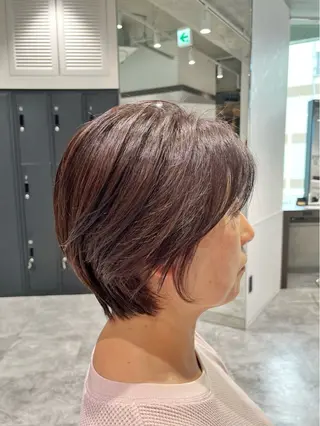 ショート パーマ/イルミナ カラー　三浦菜々子のヘアスタイル