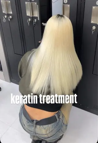 ロング 🫧バレイヤージュ/ ハイトーン/ミズキのヘアスタイル