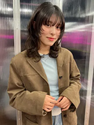 セミロング KIJI所属・haruka /透明感カラーのヘアスタイル