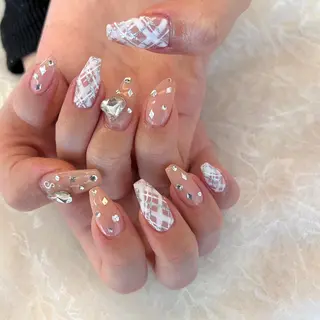 ネイル 河野 弥月のネイルデザイン