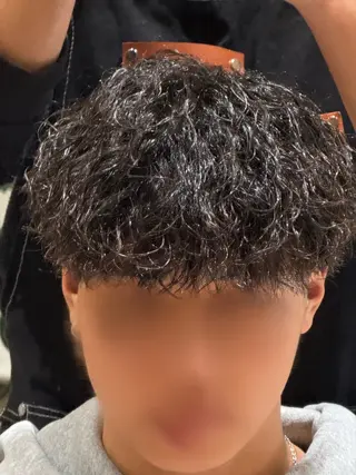 ショート パーマ labyrinthノーブル所属・メンズ特化西村 雄太のヘアスタイル